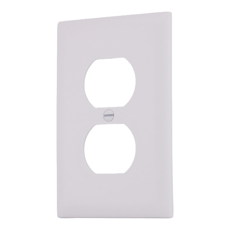 Pass & Seymour TradeMaster, TP8W, 1-Gang, Nylon Wall Plate, Duplex Receptacle, White - Image 2