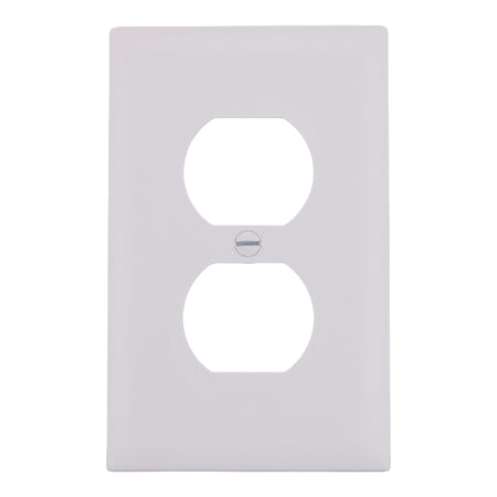 Pass & Seymour TradeMaster, TP8W, 1-Gang, Nylon Wall Plate, Duplex Receptacle, White - Image 4