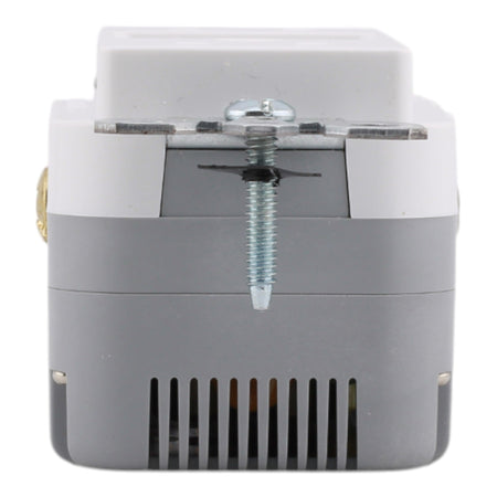 Legrand radiant TM826USBW 15A 3.1A USB-A TR Outlet - Image 7